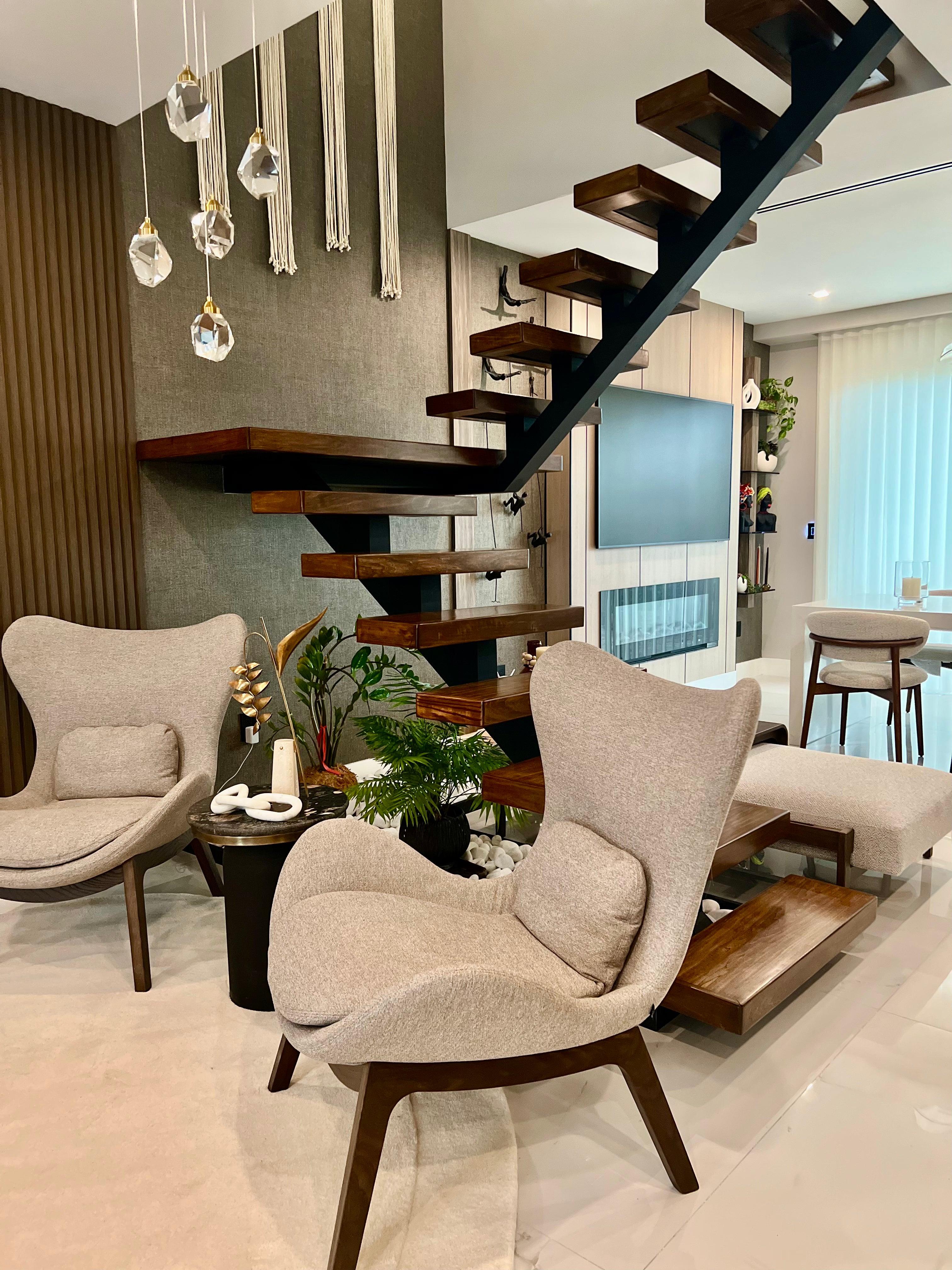 INTERIOR DESIGN SERVICES